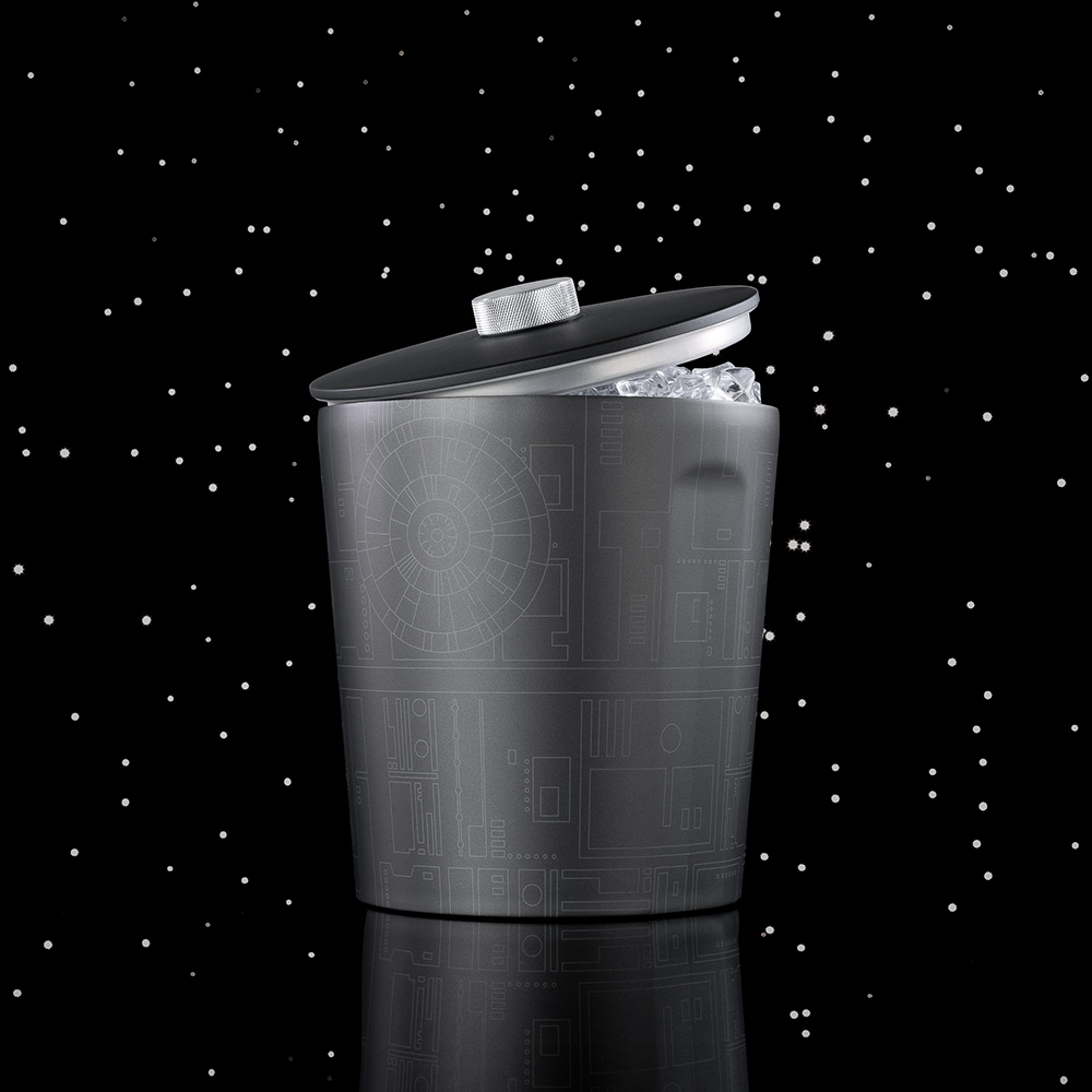 star-warstm-ice-bucket-s6 DS-Lifestyle.png