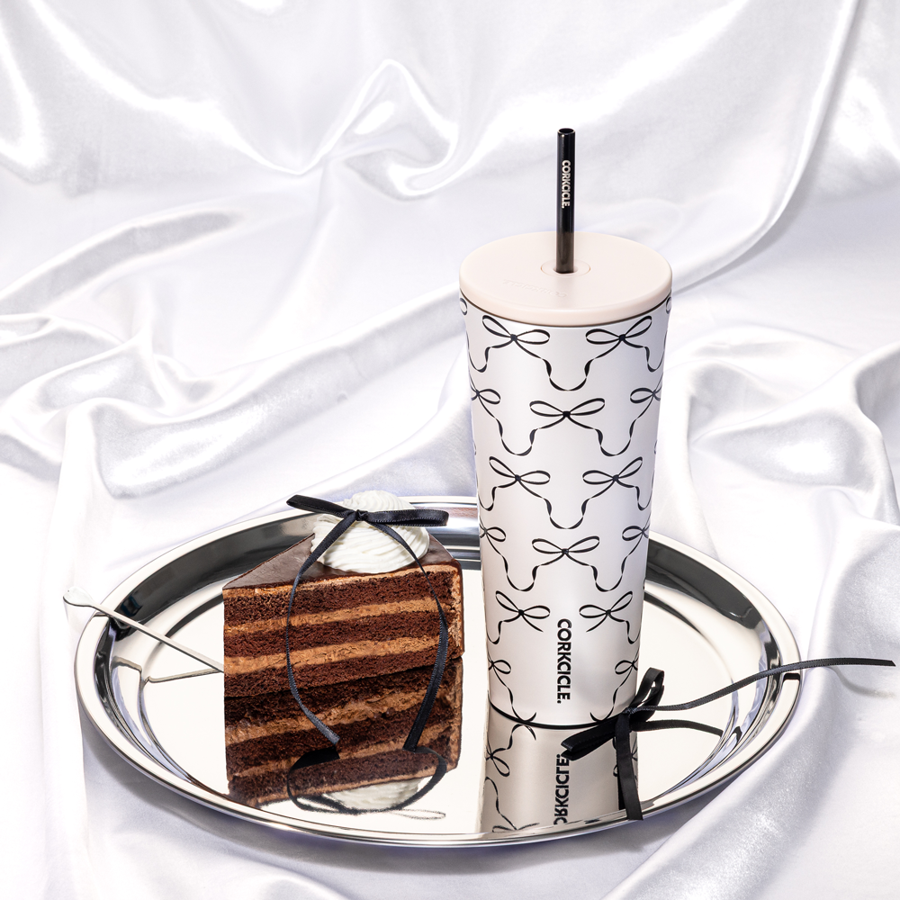cold-cup-a5 2a98a7269432--2224PBBC-lifestyle.png