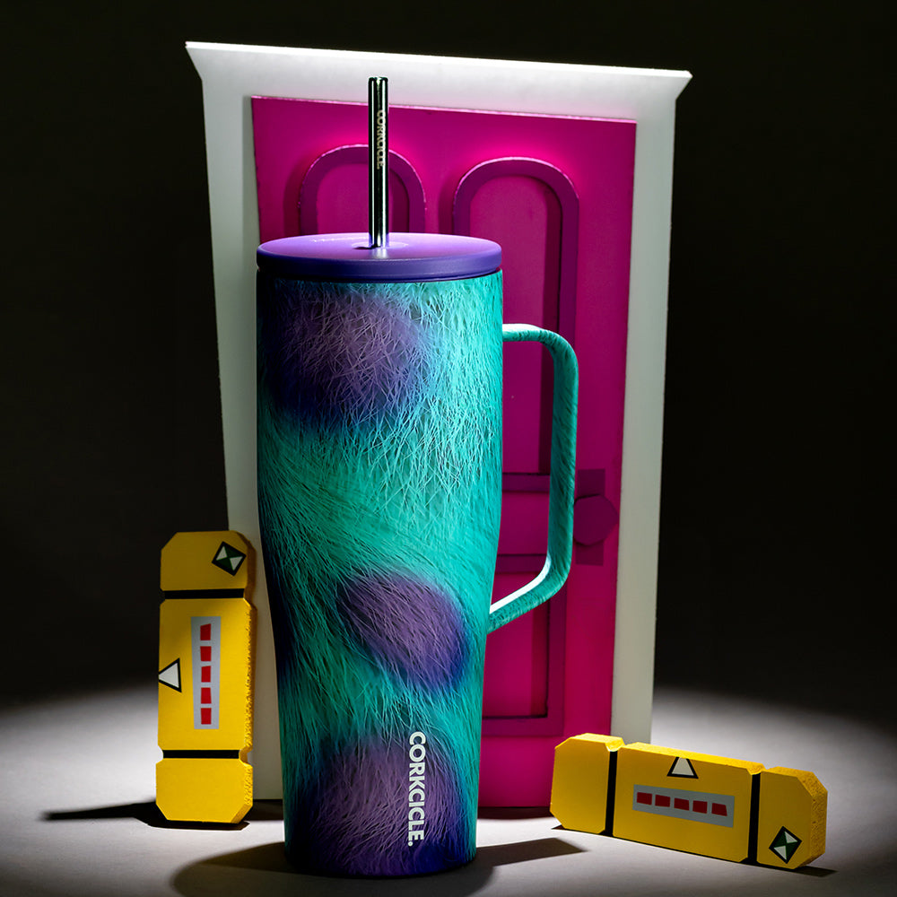 disney-pixar-cold-cup-xl-f0 MonstersInc-Lifestyle-PDP2.jpg