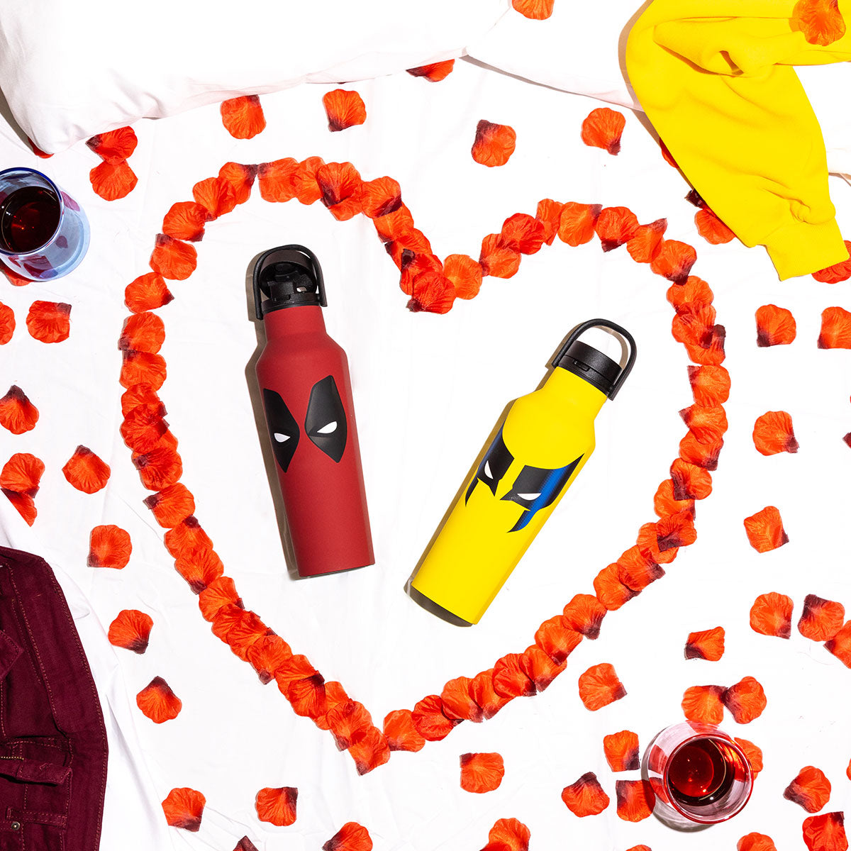deadpool-and-wolverine-drinkware-i2 a7afce7e71cf--DeadpoolWolverine-PDPLifestyle2.jpg